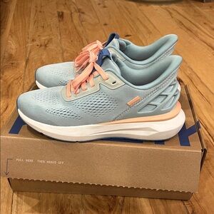 Kizik Blue and Pink Sneakers
